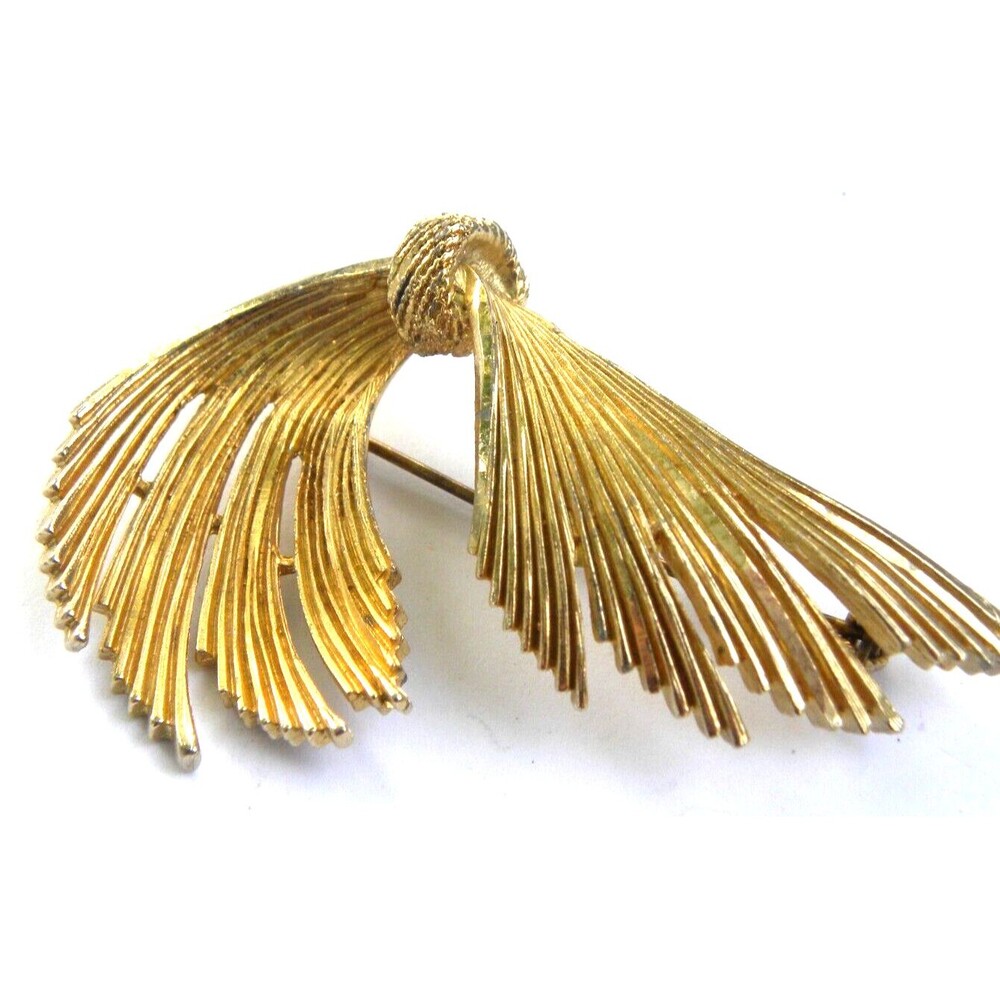 Vintage Sphinx Brooch Pin 9179 Gold Tone Abstract Fan Double Plume Textured
